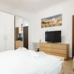 Gioele\'S Apartment